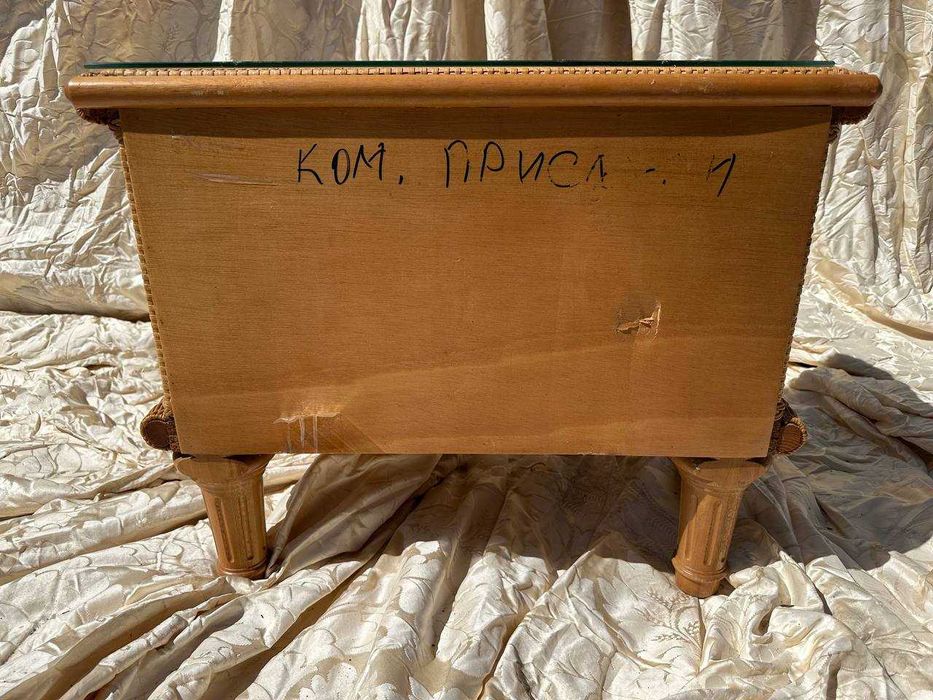 Тумба из ротанга на 2 ящика.Лот 132.(2шт)