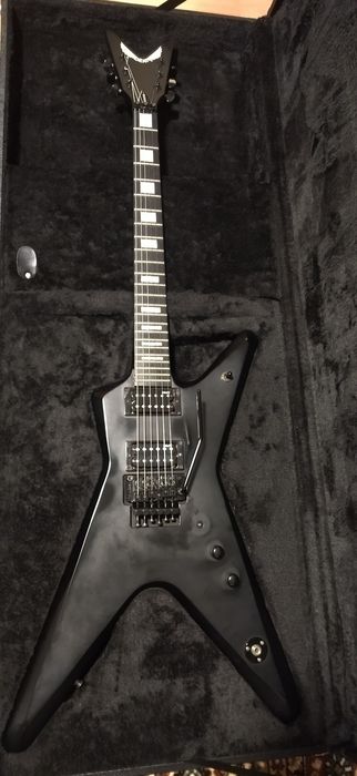 Guitarra Dean ML Modifier Black Satin