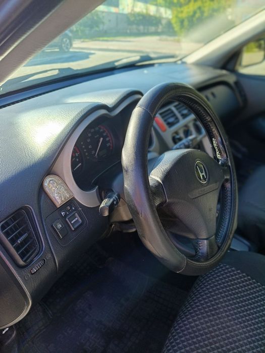 Продам   Honda HR-V 2004