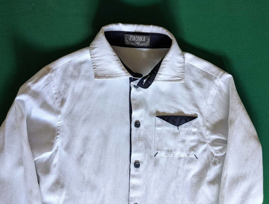 Сорочка біла приталена з метеликом на худенького хлопчика 8-9 р, 140