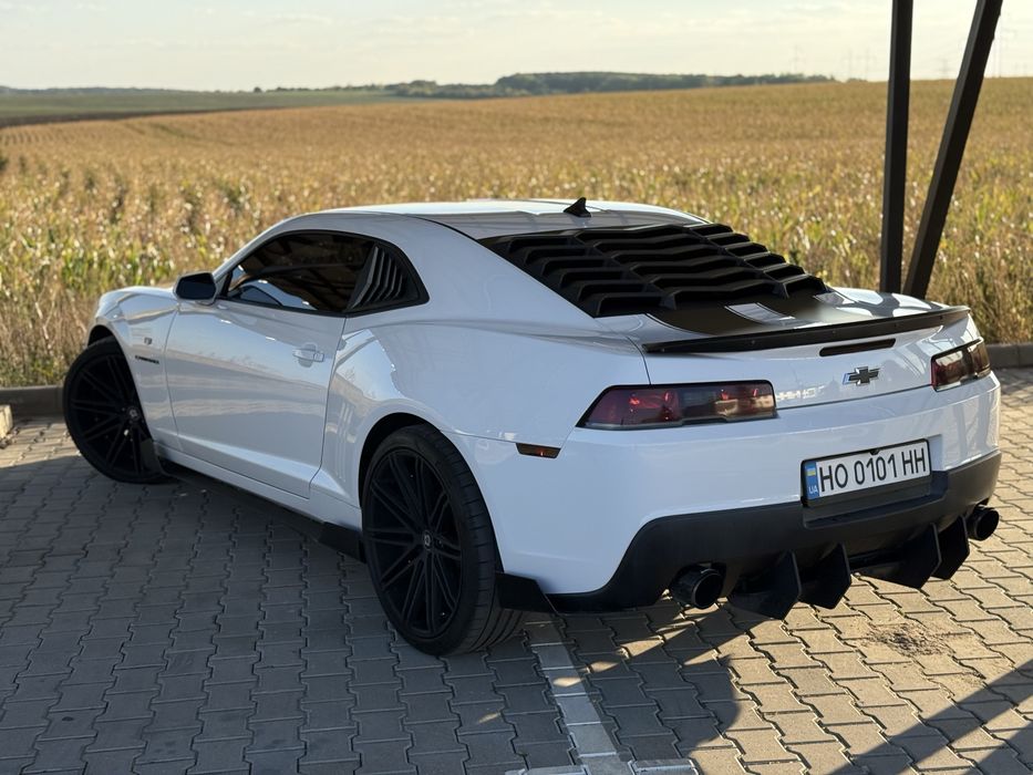 В продажі Chevrolet Camaro RS