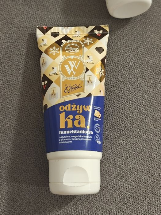 Mini odżywki do włosów onlybio x wedel