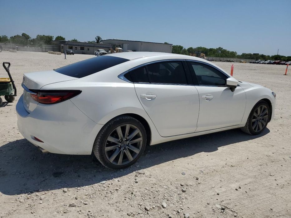 Бампер Mazda 6 Sedan 2018- разборка мазда 6 седан запчастини