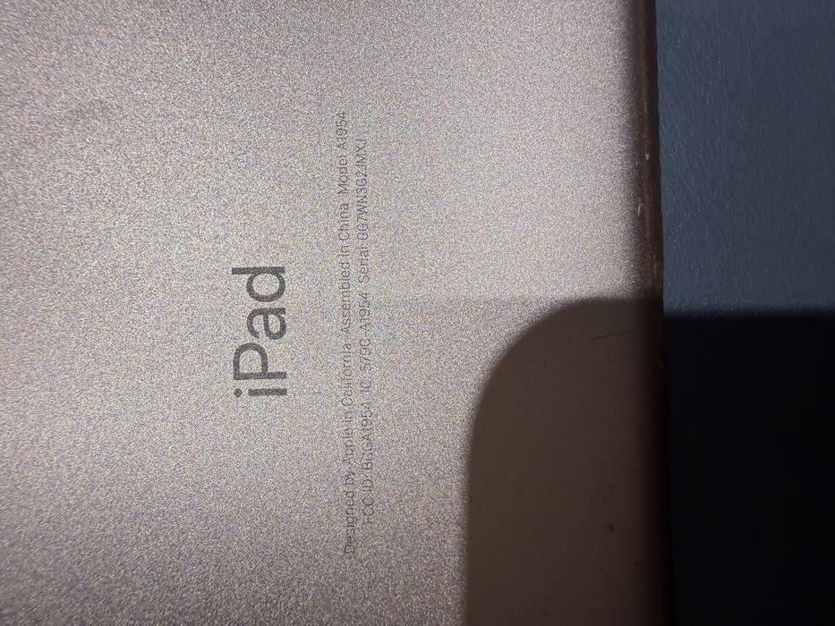 Apple ipad 6 A1954 wi-fi+cellular
