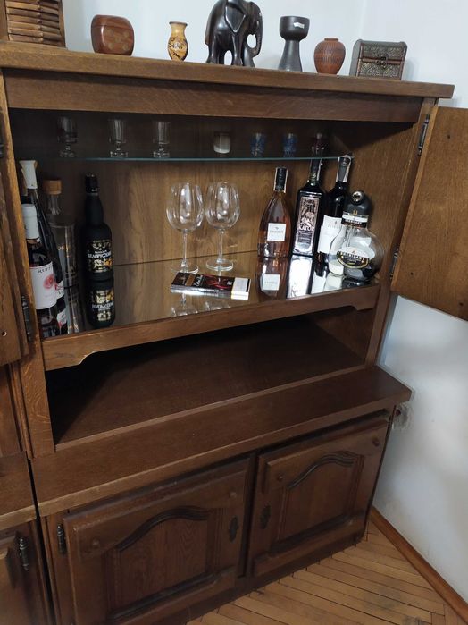 Меблі дуб ручне різьблення Голандія