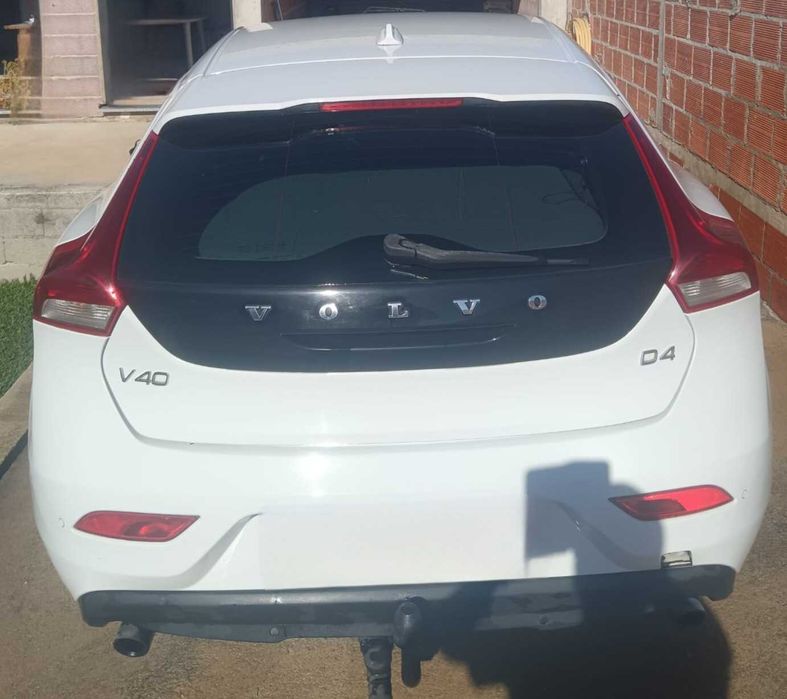 Vendo Volvo V40 D4 — photo 4