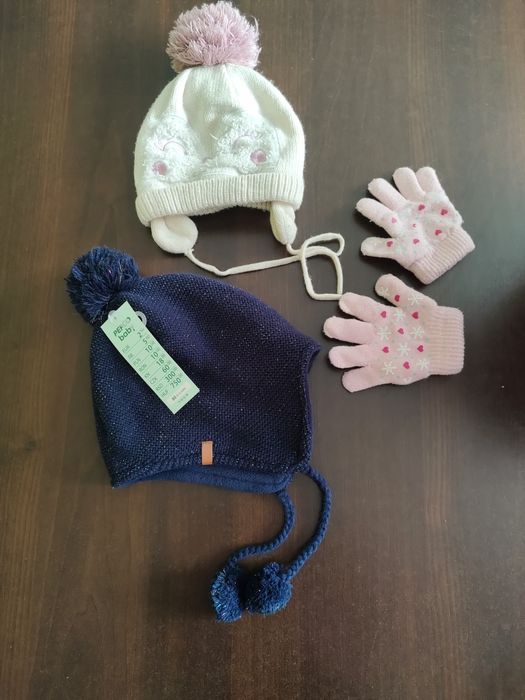 Komplet czapki plus rekawiczki