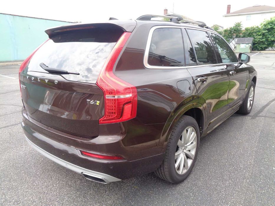 Volvo Xc90      2018
