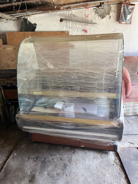 Вітрина кондитерська холодильна -995 М-1455-1200