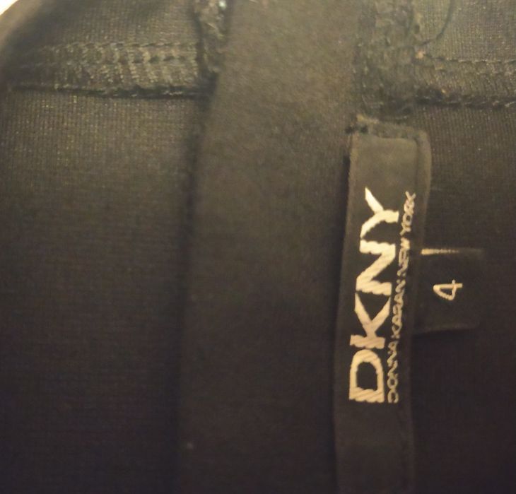 Vestido DkNY. Excelente Estado. 4 Anos