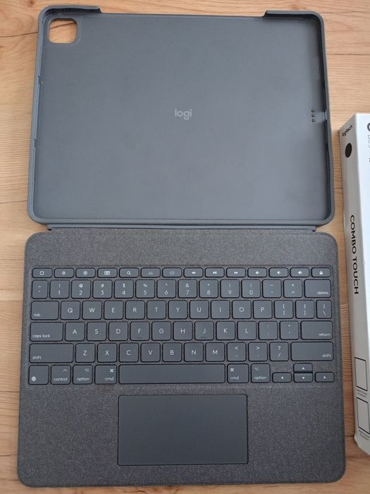 Etui combo touch Logitech-uszkodzone