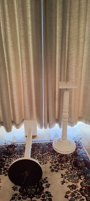 Drewniane stojaki pod satelitki