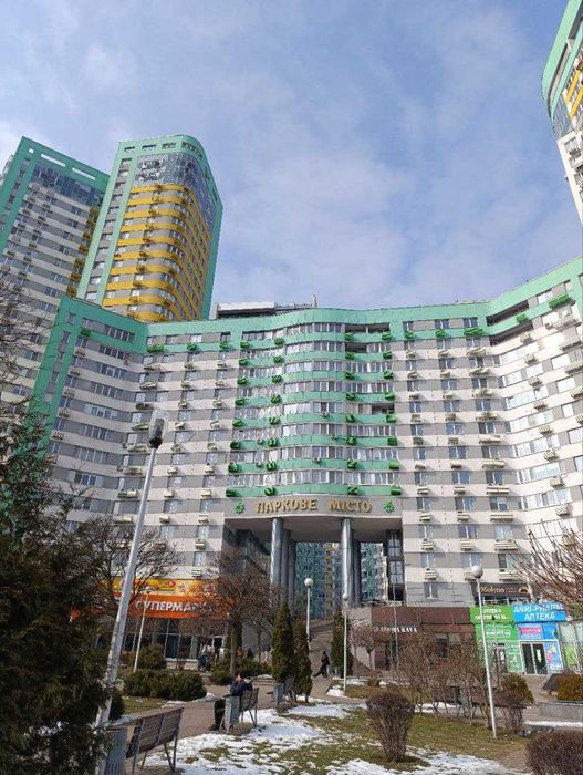 Квартира по вул. Вишгородській 45, Подільський район