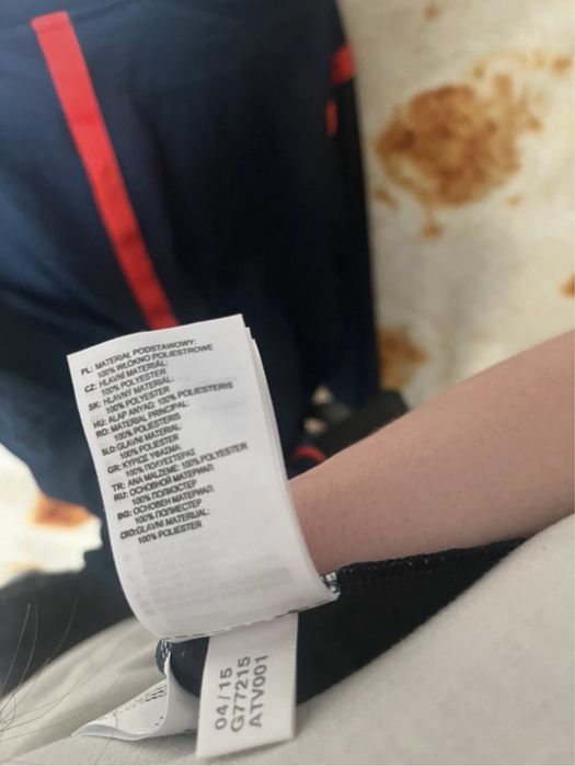 Sportowa bluza z długim rękawem Adidas