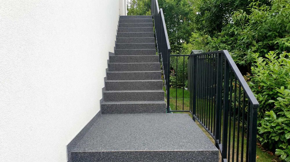 Remont naprawa tarasu schodów kamienny dywan hydroizolacja obróbki bl