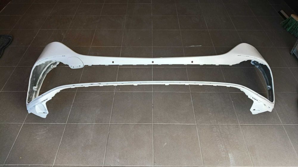 Zderzak EQA przód przedni - stan idealny