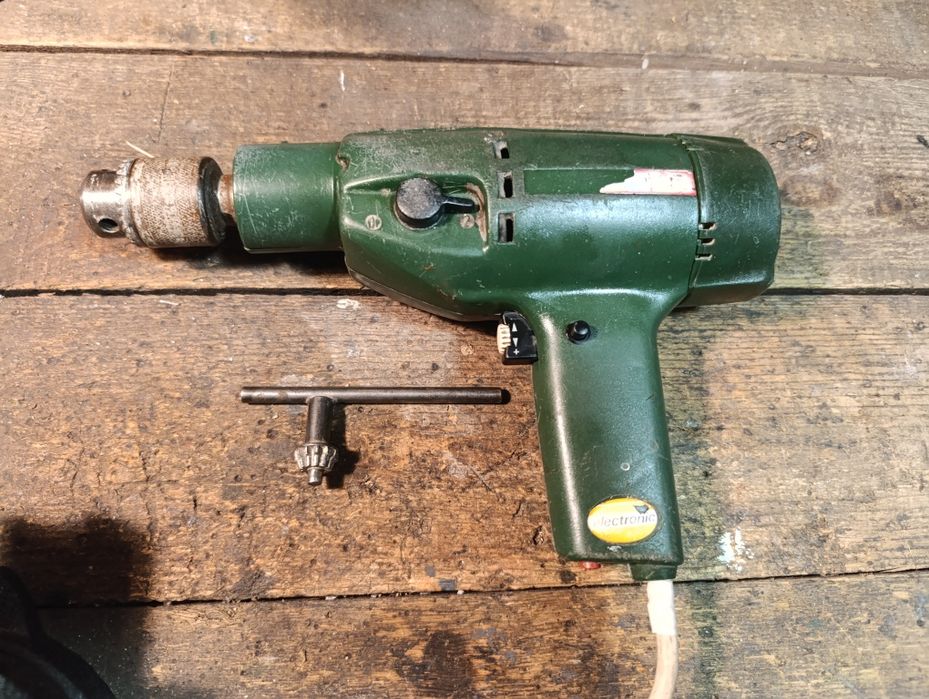 Wiertarka bezudarowa Celma  z 1994/ 01 roku- zielona