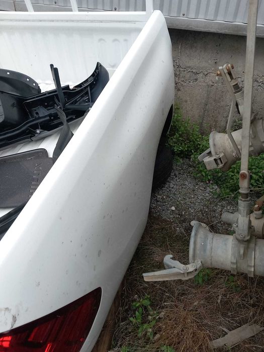 Caixa metalica para Toyota Hilux 4x4 5 lugares 2023 em diante