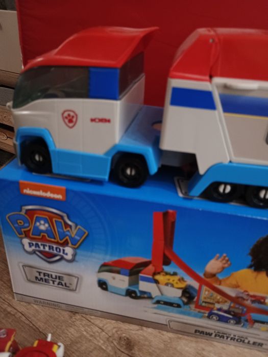 Duży zestaw Psi Patrol Patrolowiec puzzle