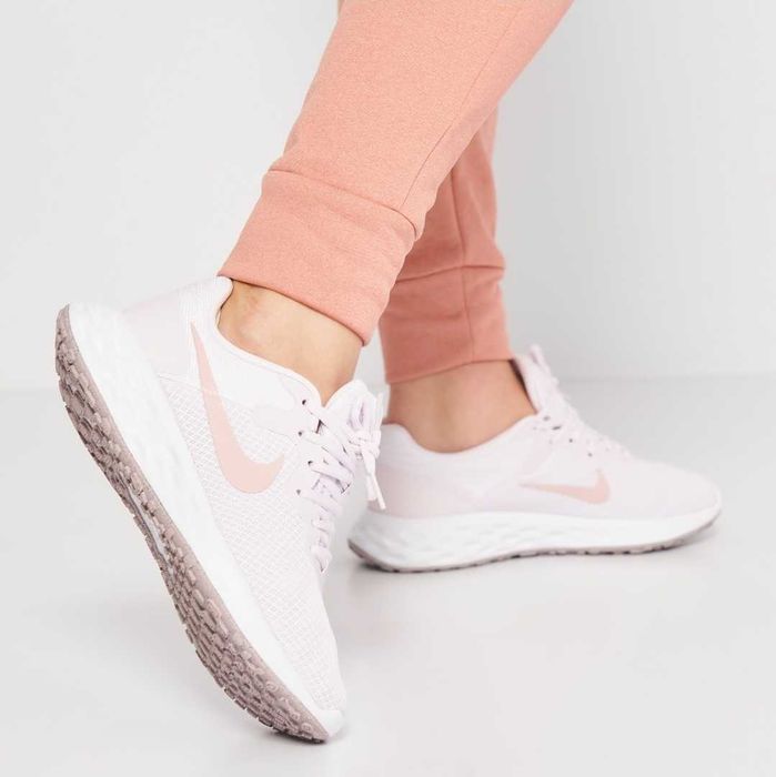 Кросівки жіночі бігові Nike Revolution 6/кросовки Nike 39р/кроси nike running 40р/