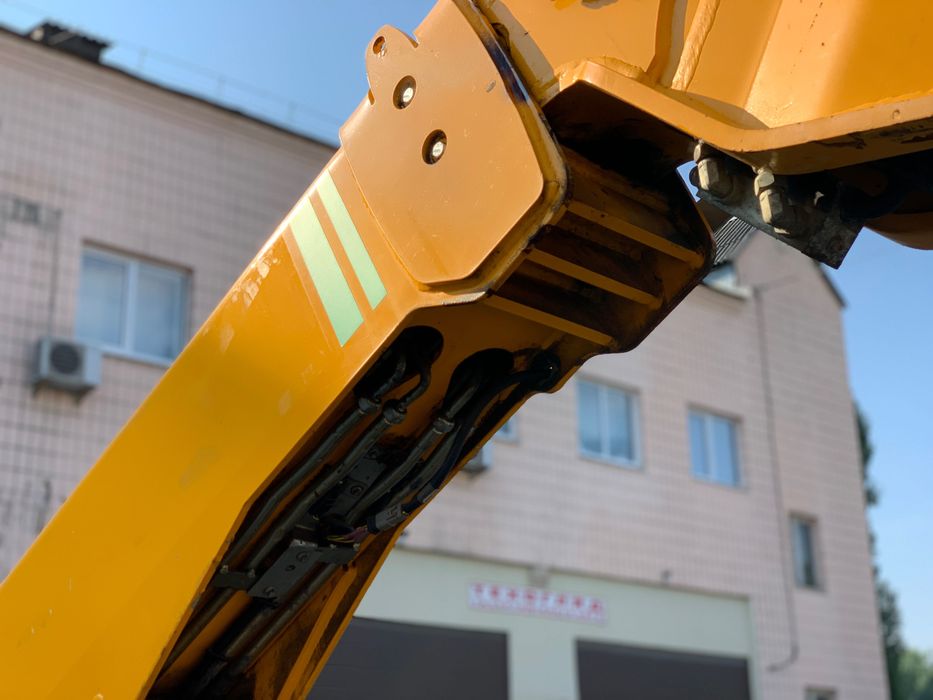 Телескопічний навантажувач JCB 525-60 Телескопический погрузчик 2,5т