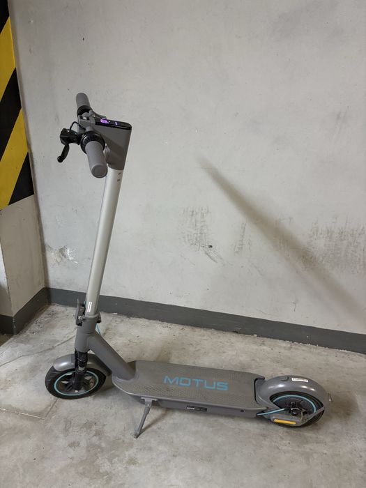 Hulajnoga motus scooty 10 plus- NISKI PRZEBIEG