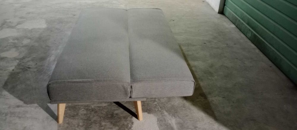 Sofá cama sem uso