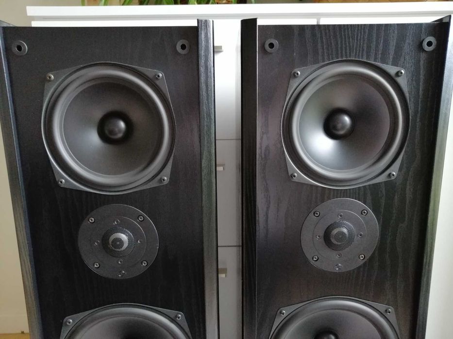 Kolumny MB QUART 1000, moc 190Wat, 4 ohm, maskownice