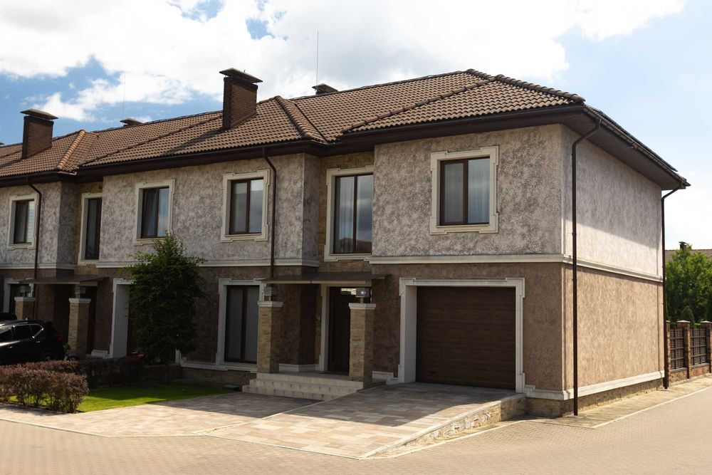 Оренда таунхауса 215 м² у КМ «Блакитна Лагуна» (Осокорки) | 3 спальні, гараж, пляж, охорона