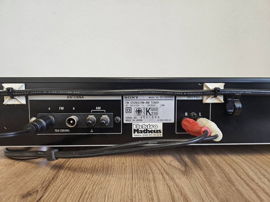 Tuner Sony ST-S505ES