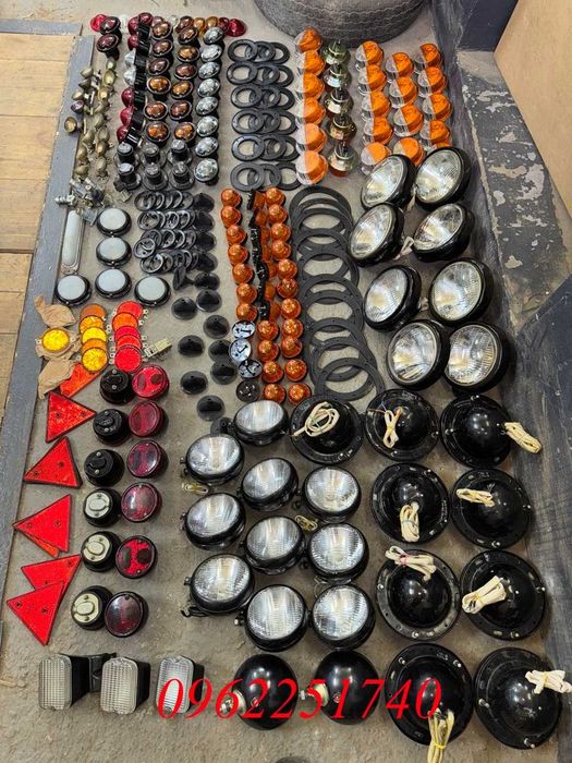 Фари, стопи, габаріти УАЗ 469, УАЗ 452, Газ 53, Газ 3307, Газ 69, Зил