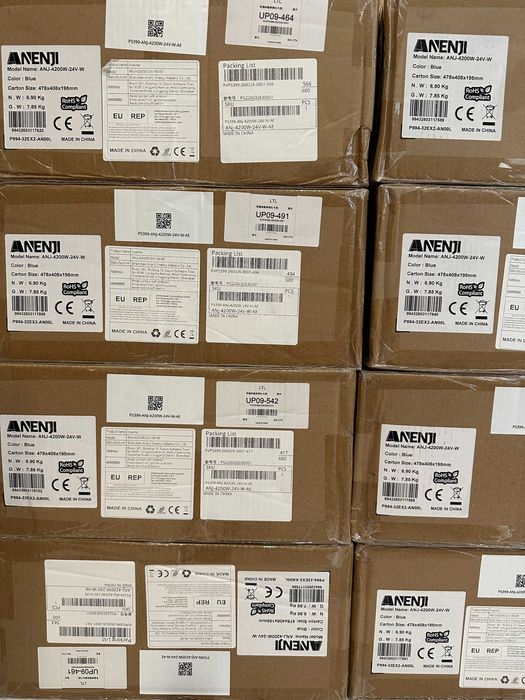 В наявності. ANJ-4200W-24V-W. Anenji 24v 4.2KW 24в 4.2Квт Гібридний інвертор