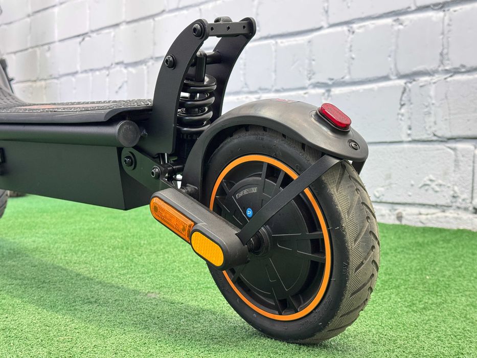 САМОВИВІЗ, Електросамокат X-Boost Scooter 09 PRO 600W, Ємність Батареї 15Ah, Швидкість 40 км/год, Електросамокати