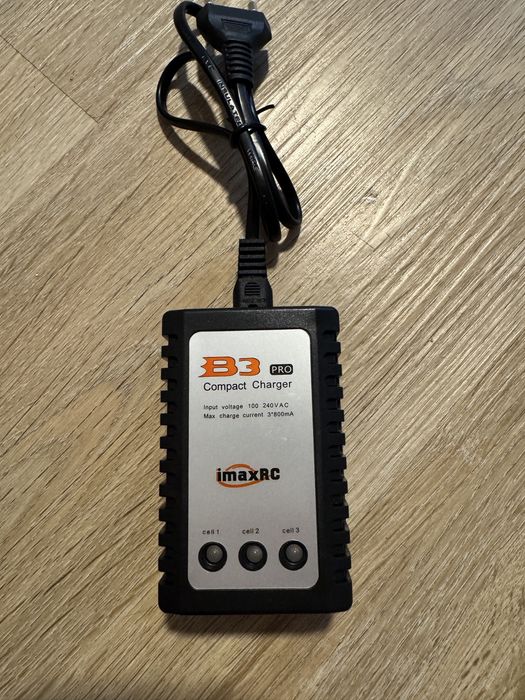 Зарядка, зарядна станція для дитячих авто, зарядна станція