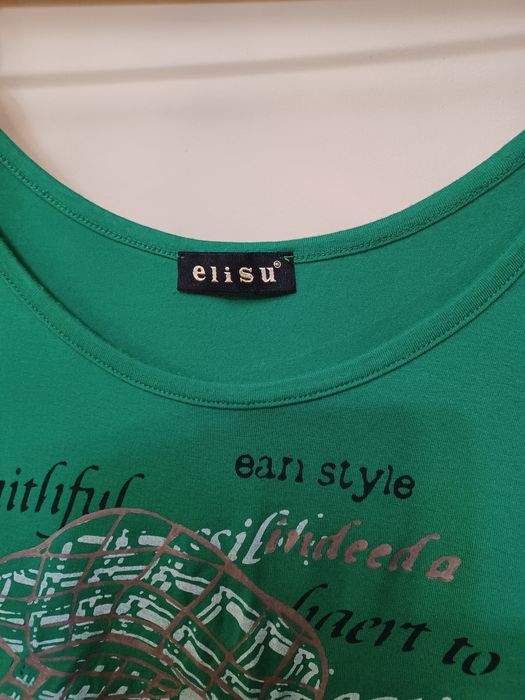 Bluzka w rozmiarze M