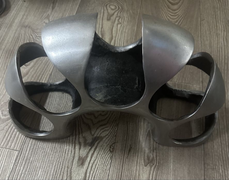 Металева підставка для вина на 5 пляшок