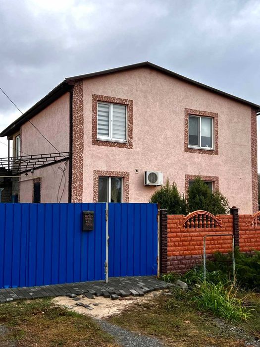 Продам будинок смт Радушне