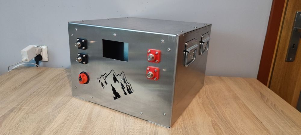Obudowa magazyn energii LiFePO4 24V 12V kamper akumulator