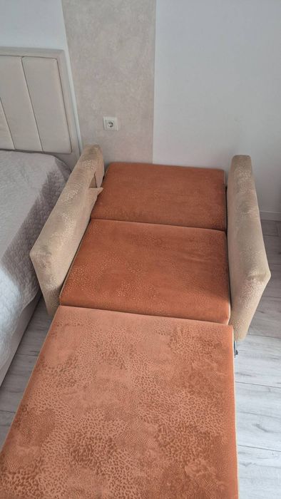 Крісло розкладне