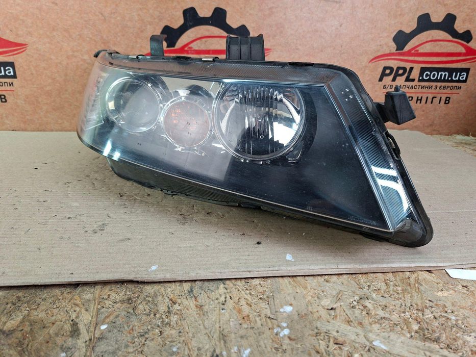 Honda Accord 7 VII 02-06 Фара правая ксенон блок розжига W3T10471