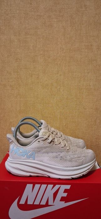 Кроссовки,кросівки Hoka розмір 37