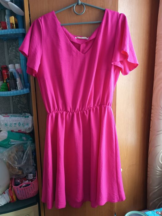 Яскрава сукня 46 розміру