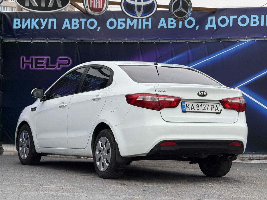 Kia Rio 2013, 1.4 газ/бензин, автомат