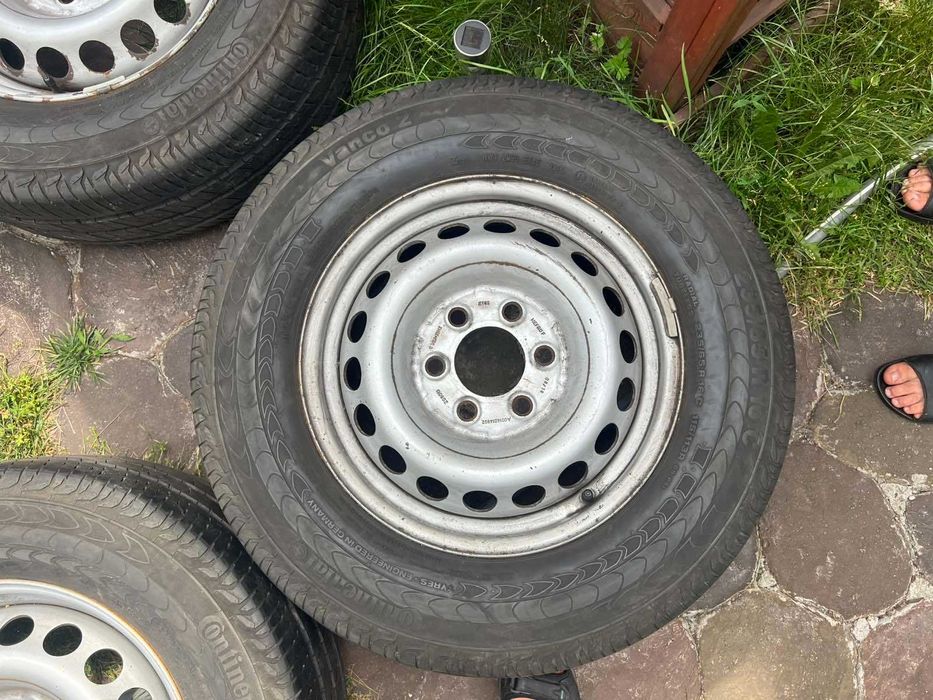 235 65 16с шини диски 6х130 sprinter crafter