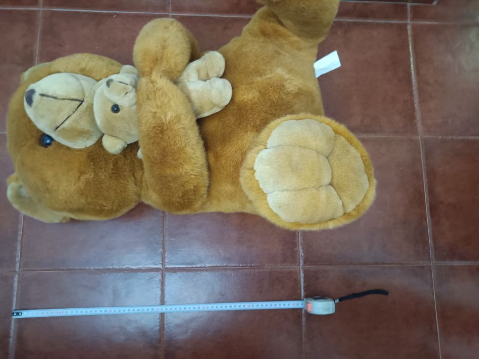 Urso grande de peluche
