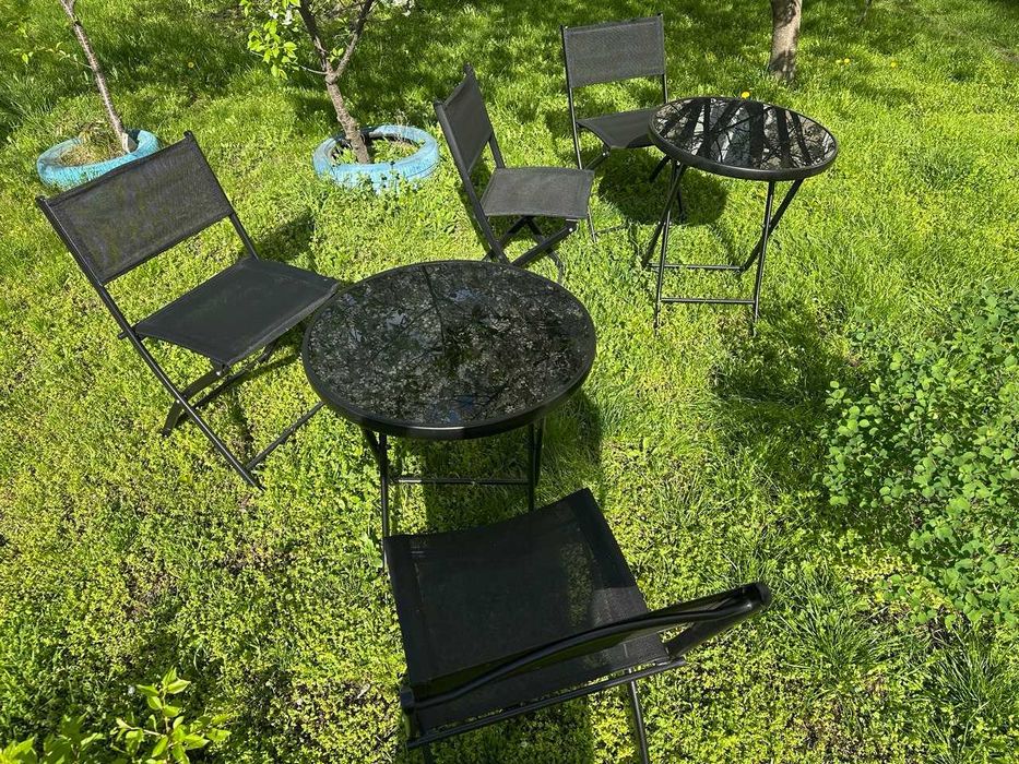 Стол раскладной и стулья 2шт, для кофейни, в салон, на дачу