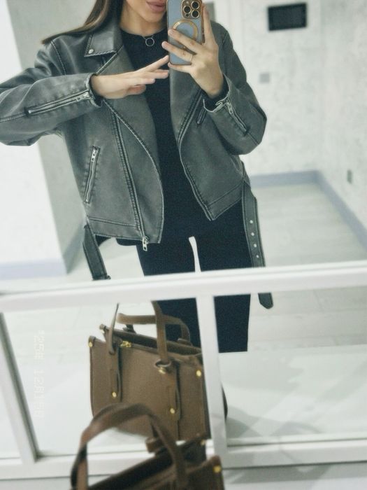 Женская серая косуха