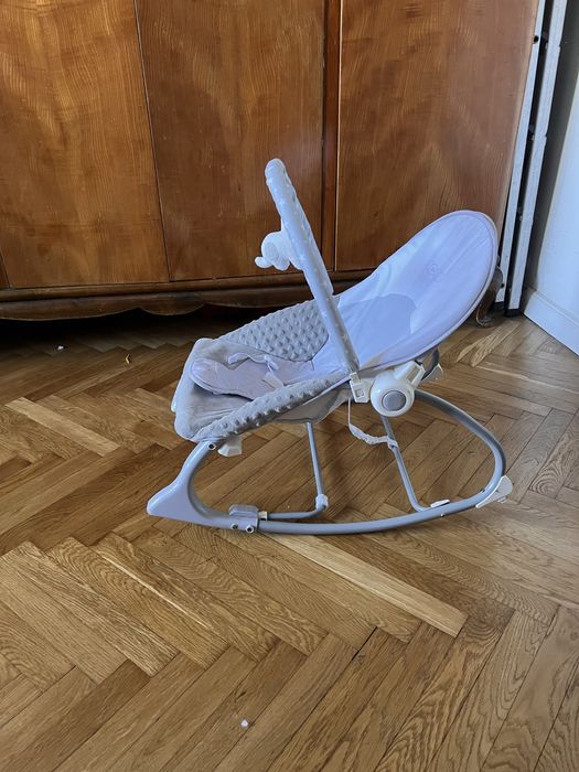 Leżaczek, bujaczek dla niemowląt RICOKIDS