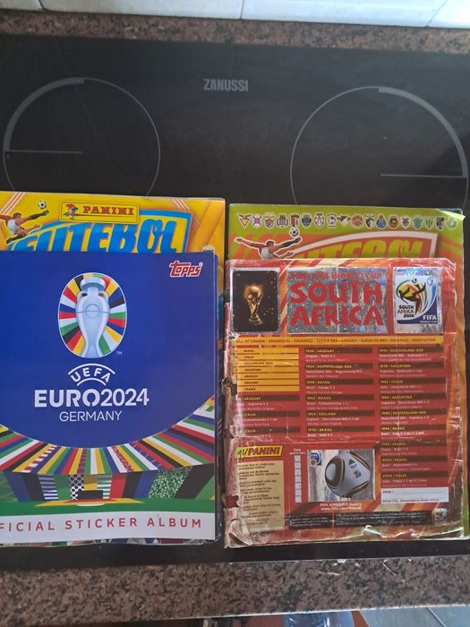 Cadernetas de futebol da Panini