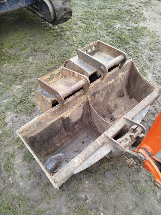 Koparka wynajem z operatorem lub bez operatora Dąbrowa Górnicza